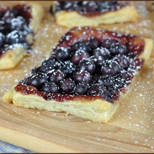 Blueberry Fluffy Pastry